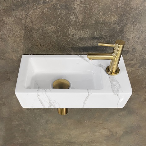 Wiesbaden Fonteinset One Pack Mini Rhea fontein 36x18x9 cm geborsteld messing Carrara rechts 1